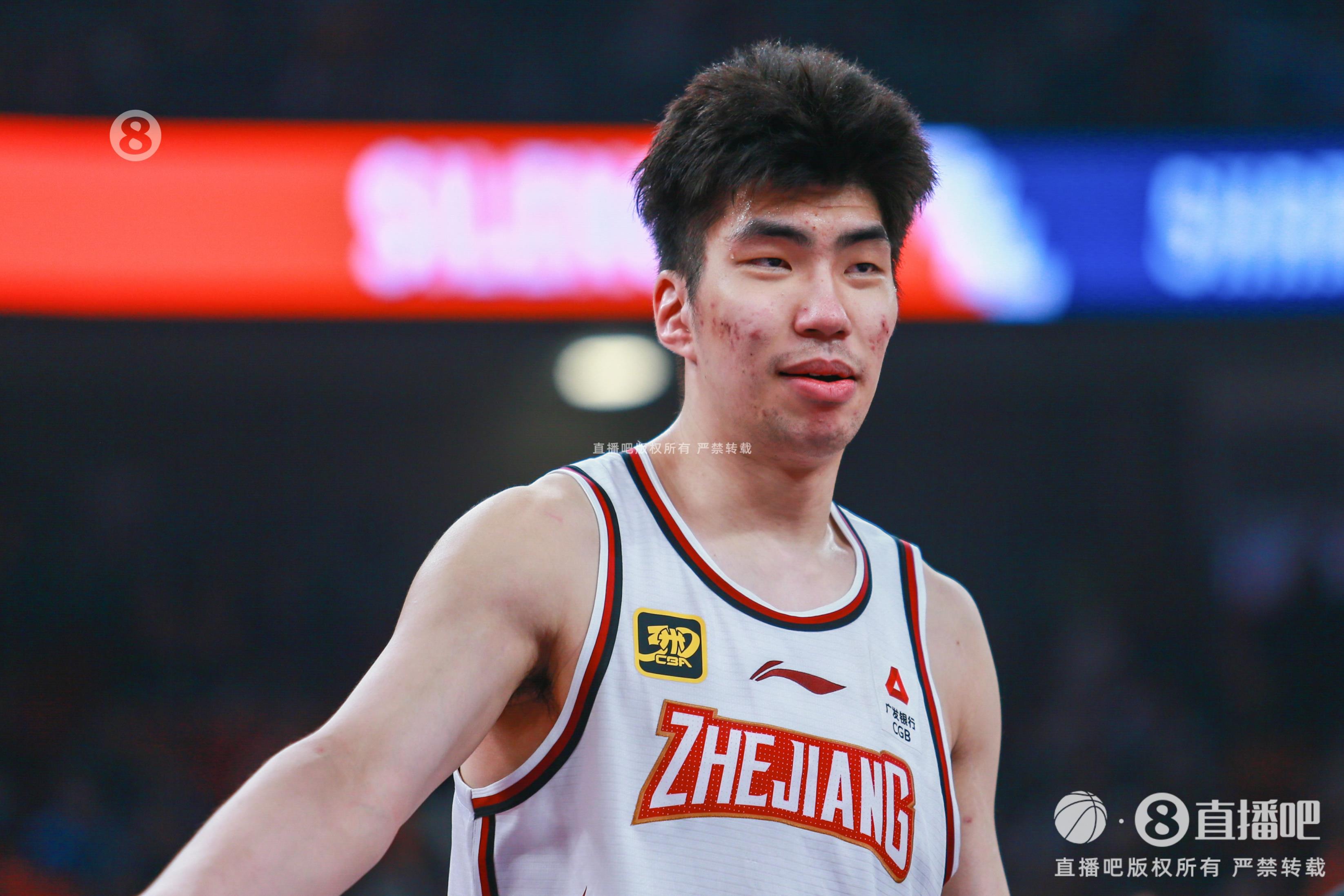 效率極高！余嘉豪8中8貢獻(xiàn)20分7板 罰球5中4